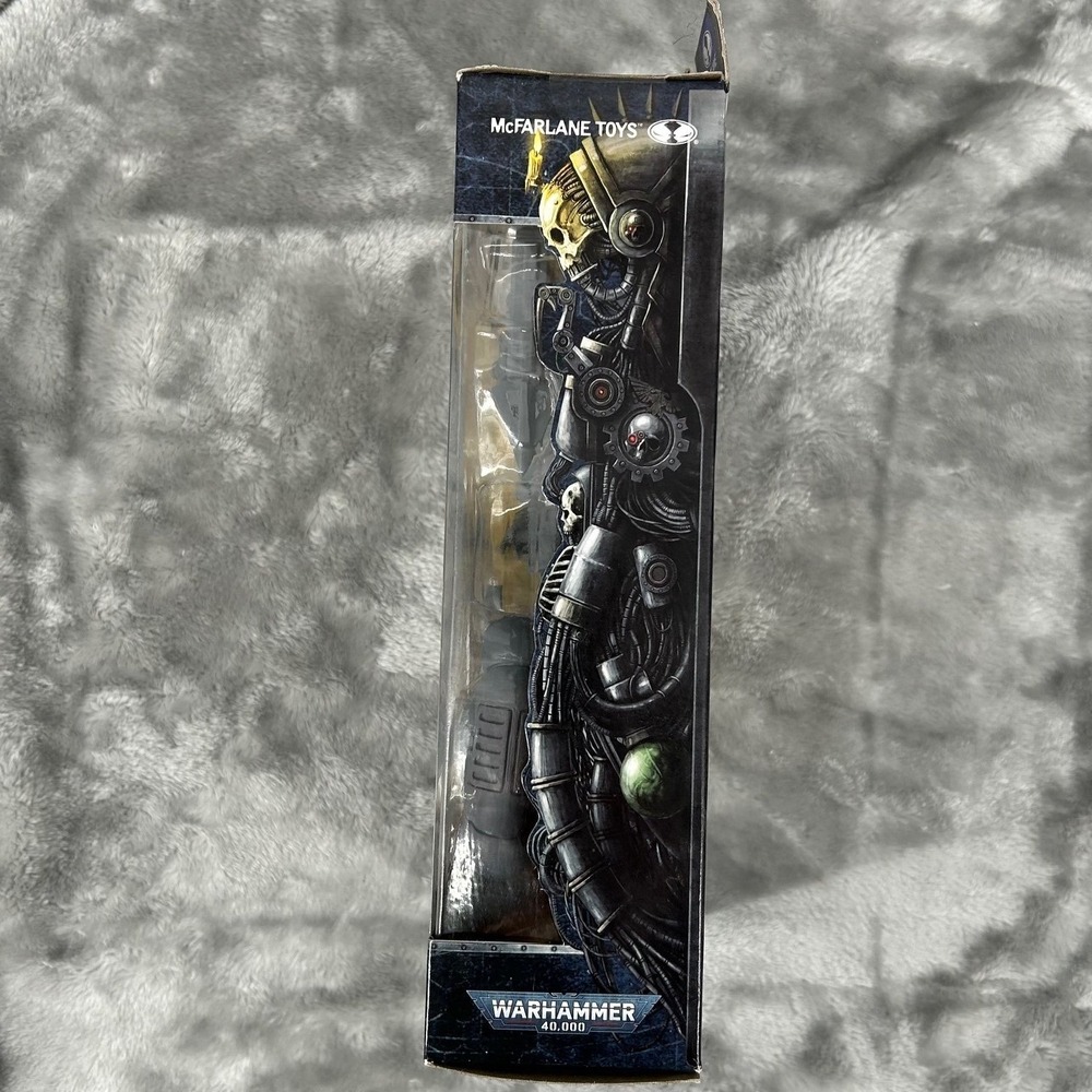 Warhammer 40K Space Marine Reiver Artist Proof 7" Figure [McFarlane Toys] - Picture 5 of 8